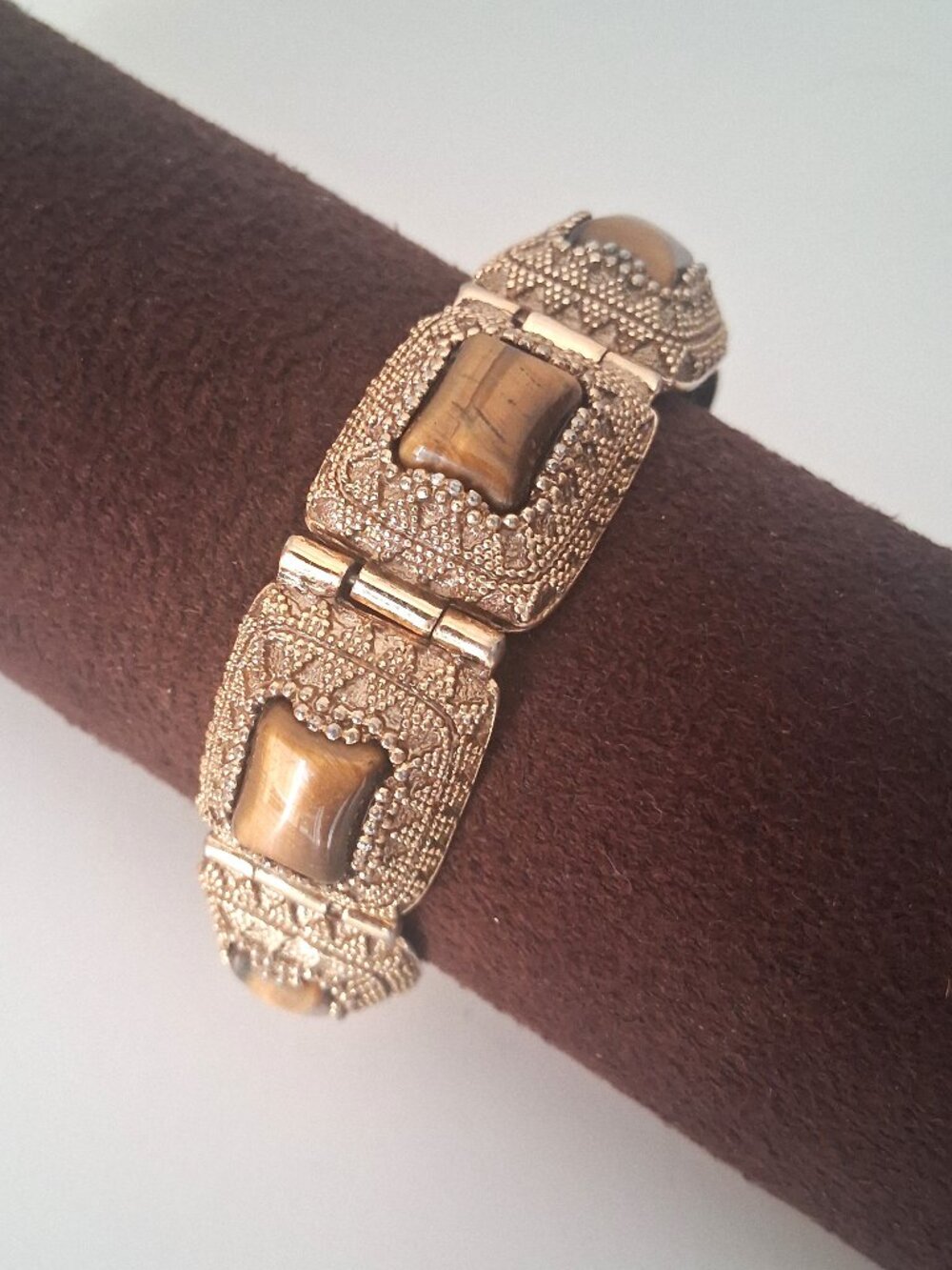 Vintage Gold Tone Ornate Filigree Tiger's Eye Panel Link Bracelet Magnetic Clasp
